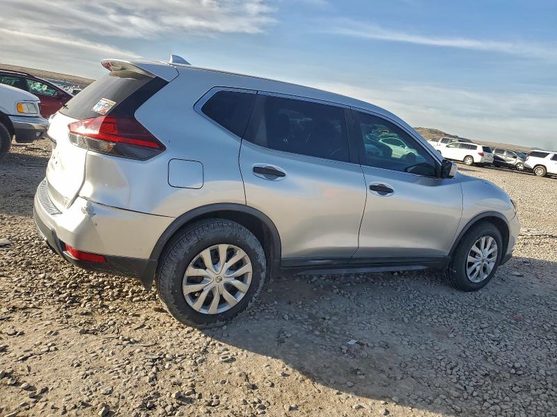 Photo 3 from auction – 2018 NISSAN ROGUE S with VIN KNMAT2MT1JP515898