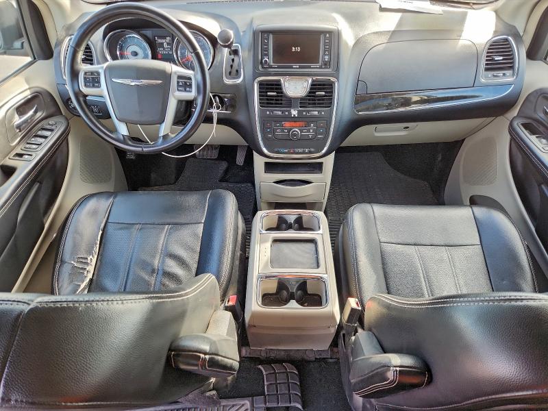 Photo 8 from auction – 2012 CHRYSLER TOWN & COU with VIN 2C4RC1BG5CR387797
