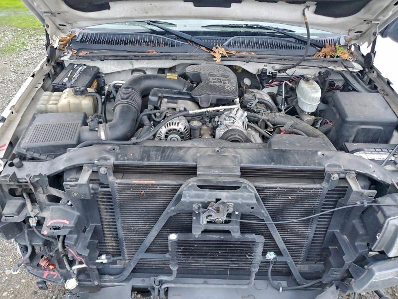 Photo 11 from auction – 2004 CHEVROLET SILVERADO with VIN 1GCHK29284E287268