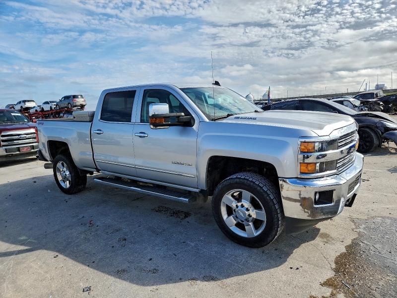 Photo 4 from auction – 2016 CHEVROLET SILVERADO with VIN 1GC1KWE83GF257600