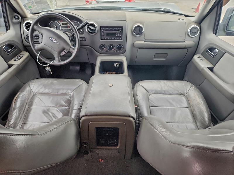 Photo 8 from auction – 2006 FORD EXPEDITION with VIN 1FMPU15566LA34427