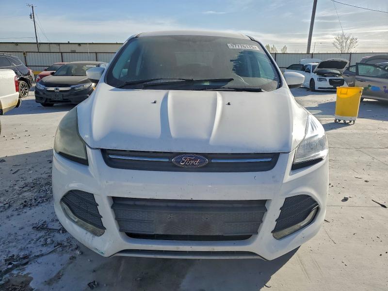 Photo 5 from auction – 2016 FORD ESCAPE SE with VIN 1FMCU0GX0GUC81770