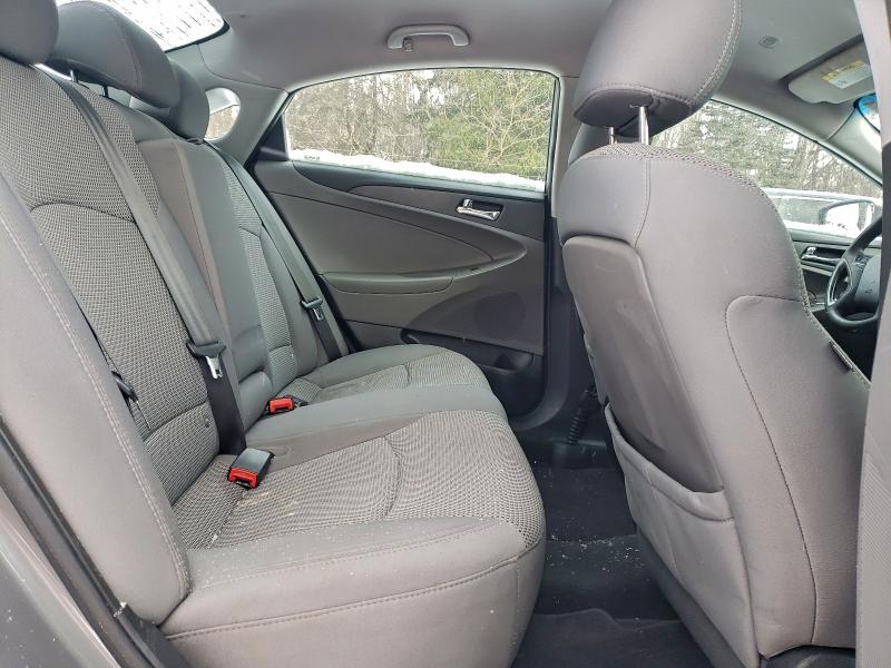 Photo 10 from auction – 2011 HYUNDAI SONATA GLS with VIN 5NPEB4AC4BH193842