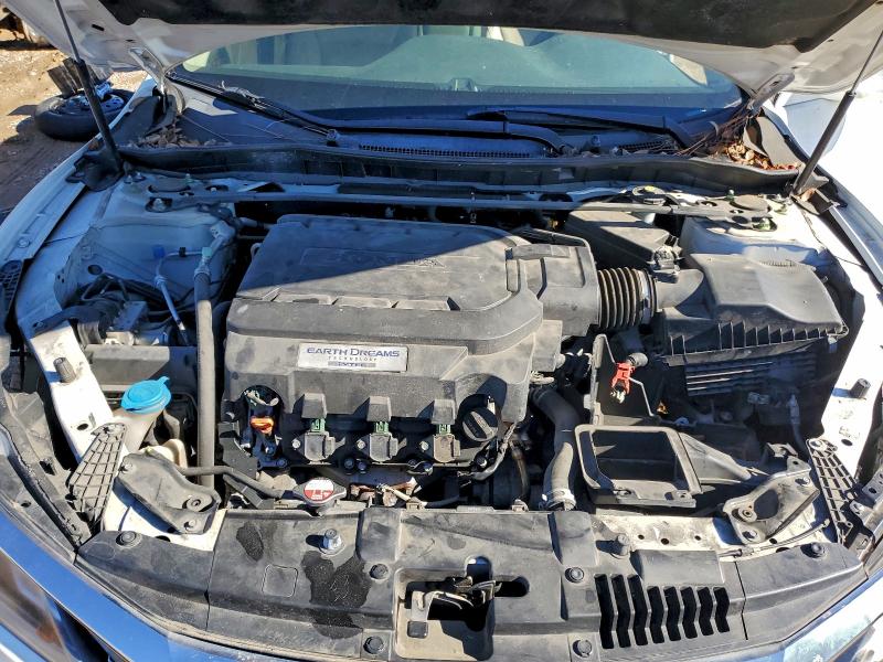 Photo 11 from auction – 2017 HONDA ACCORD with VIN 1HGCR3F84HA010975