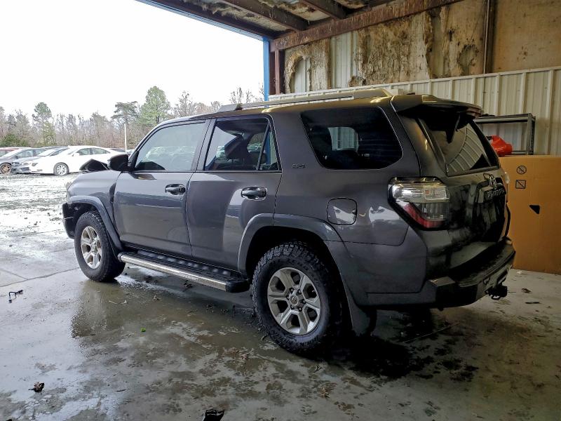Photo 2 from auction – 2016 TOYOTA 4RUNNER SR with VIN JTEZU5JR1G5117181