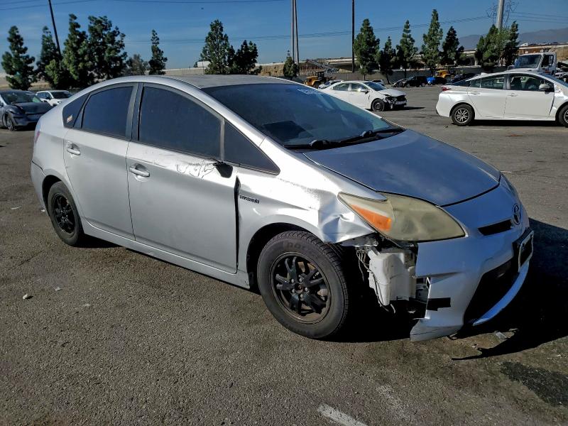 Photo 4 from auction – 2014 TOYOTA PRIUS with VIN JTDKN3DU7E1741918
