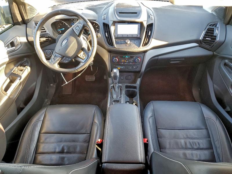 Photo 8 from auction – 2018 FORD ESCAPE SEL with VIN 1FMCU9HD8JUB92965