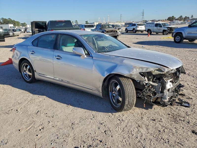 Photo 4 from auction – 2010 LEXUS LS 460 with VIN JTHCL5EF3A5007073