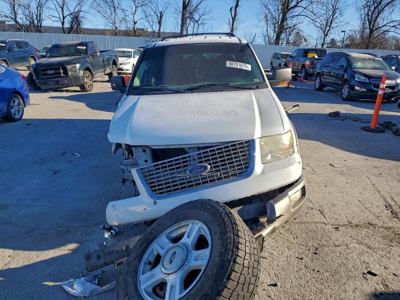 Photo 5 from auction – 2003 FORD EXPEDITION with VIN 1FMFU18L03LB95535