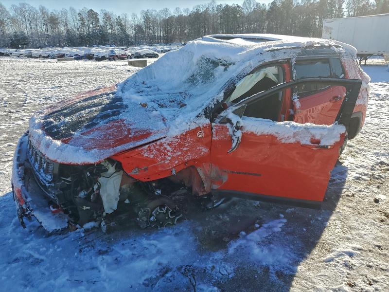 JEEP COMPASS TR 2017 with VIN 3C4NJDDBXHT665086 - Photo from auction