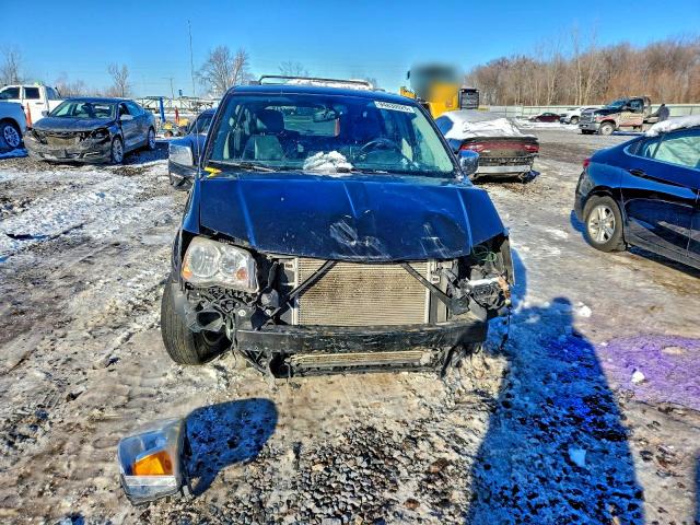 Photo 5 from auction – 2013 CHRYSLER TOWN & COU with VIN 2C4RC1CG7DR563894