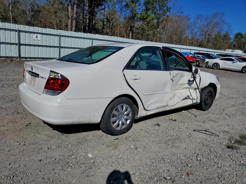Photo 3 from auction – 2005 TOYOTA CAMRY LE with VIN 4T1BE32K85U553002