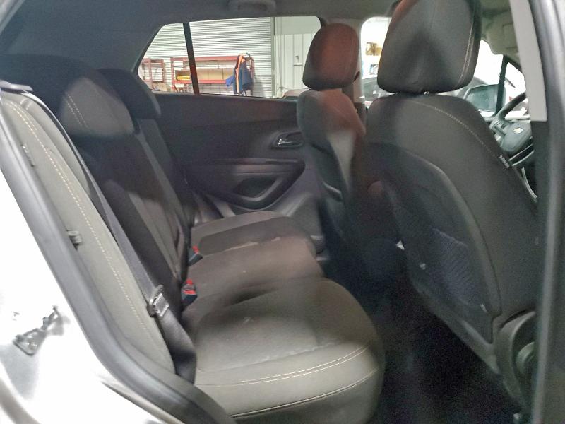 Photo 10 from auction – 2020 CHEVROLET TRAX LS with VIN KL7CJKSBXLB329699