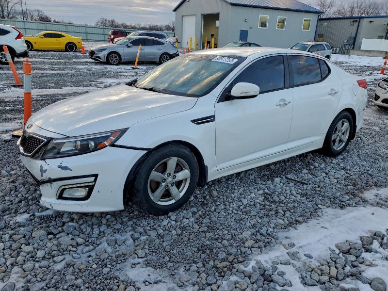 KIA OPTIMA LX 2015 with VIN KNAGM4A73F5559640 - Photo from auction