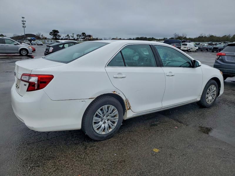 Photo 3 from auction – 2013 TOYOTA CAMRY L with VIN 4T4BF1FK7DR289514