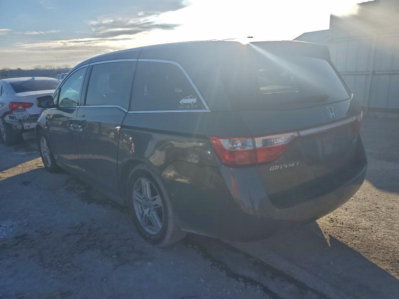 Photo 2 from auction – 2012 HONDA ODYSSEY TO with VIN 5FNRL5H96CB040569