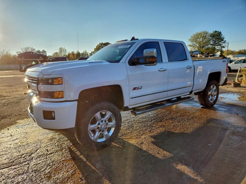 CHEVROLET SILVERADO 2017 with VIN 1GC1KWEY0HF180492 - Photo from auction