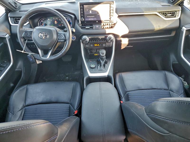 Photo 8 from auction – 2022 TOYOTA RAV4 XSE with VIN 4T3E6RFV8NU092019
