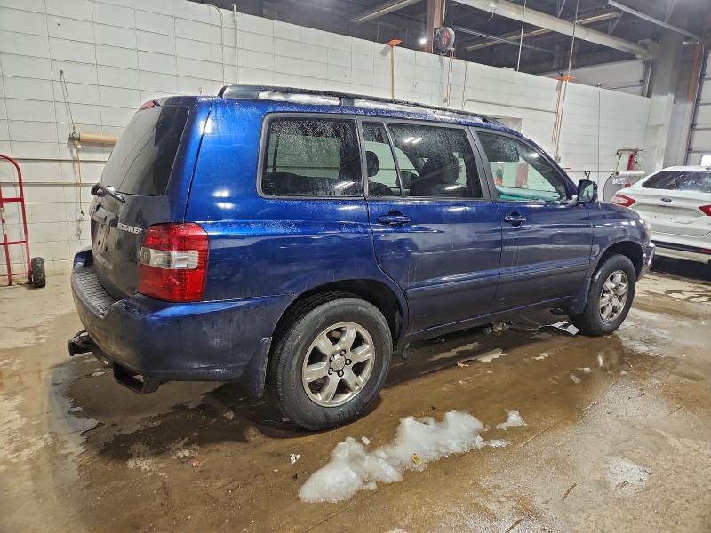 Photo 3 from auction – 2004 TOYOTA HIGHLANDER with VIN JTEEP21A740032207