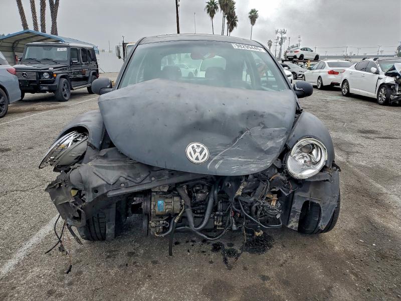 Photo 5 from auction – 2003 VOLKSWAGEN NEW BEETLE with VIN 3VWCK21C63M430027