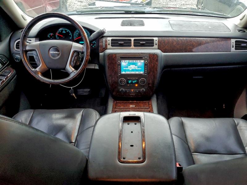 Photo 8 from auction – 2011 GMC YUKON XL D with VIN 1GKS2MEF5BR371553