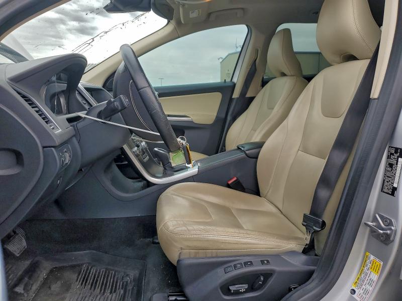 Photo 7 from auction – 2016 VOLVO XC60 T5 PR with VIN YV440MDK9G2903487