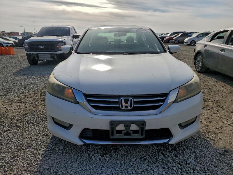 Photo 5 from auction – 2014 HONDA ACCORD with VIN 1HGCR2F51EA219361
