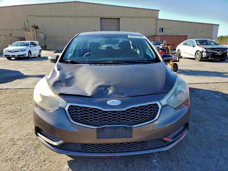 Photo 5 from auction – 2014 KIA FORTE LX with VIN KNAFX4A63E5159456