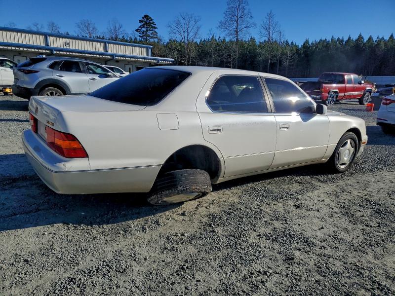 Photo 3 from auction – 2000 LEXUS LS 400 with VIN JT8BH28FXY0171242