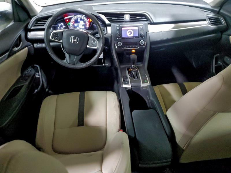 Photo 8 from auction – 2018 HONDA CIVIC LX with VIN 19XFC2F5XJE023875