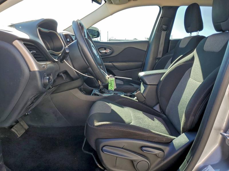 Photo 7 from auction – 2016 JEEP CHEROKEE S with VIN 1C4PJLAB7GW184289