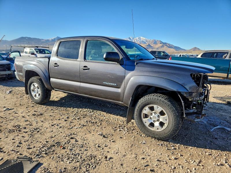 Photo 4 from auction – 2012 TOYOTA TACOMA DOU with VIN 3TMLU4EN8CM093266
