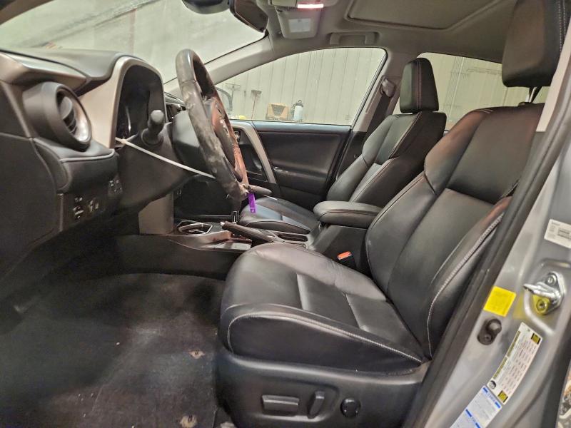 Photo 7 from auction – 2017 TOYOTA RAV4 LIMIT with VIN 2T3DFREV4HW600505