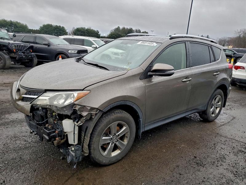 TOYOTA RAV4 XLE 2015 with VIN JTMRFREV2FD148487 - Photo from auction