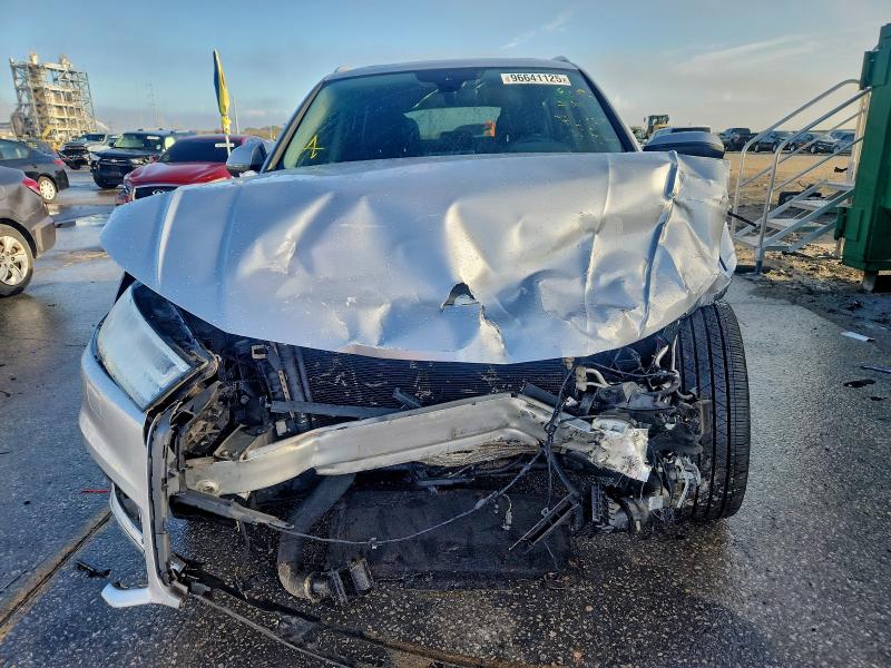Photo 5 from auction – 2018 AUDI Q5 PREMIUM with VIN WA1BNAFY7J2157733