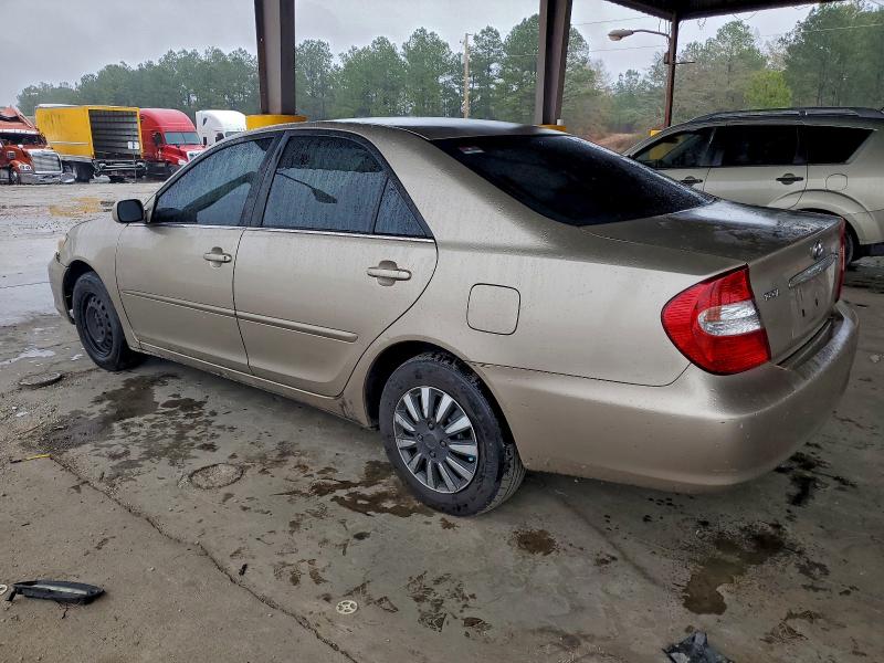 Photo 2 from auction – 2002 TOYOTA CAMRY LE with VIN JTDBE32K520021097