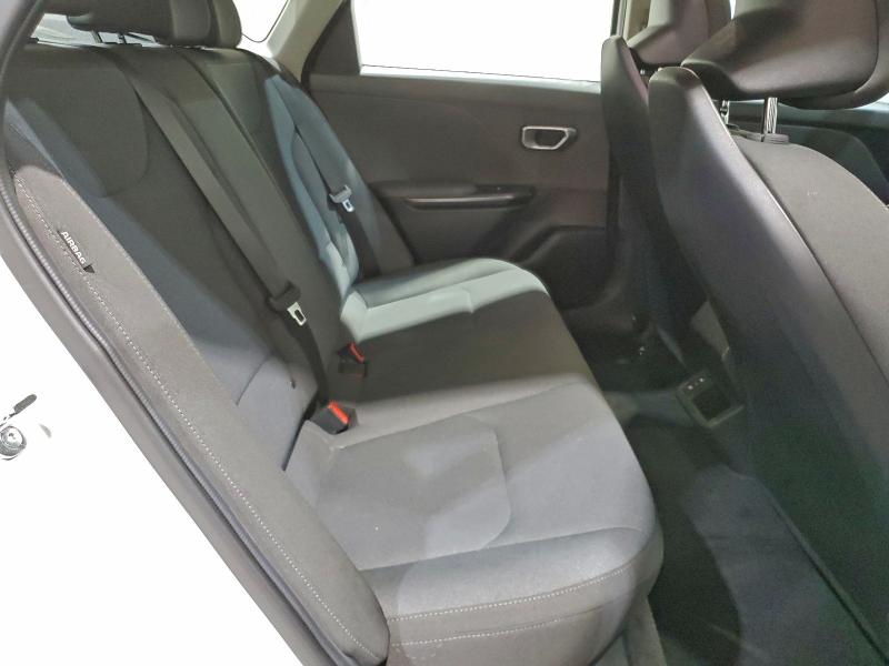Photo 10 from auction – 2025 KIA K4 LX with VIN 3KPFT4DEXSE075720