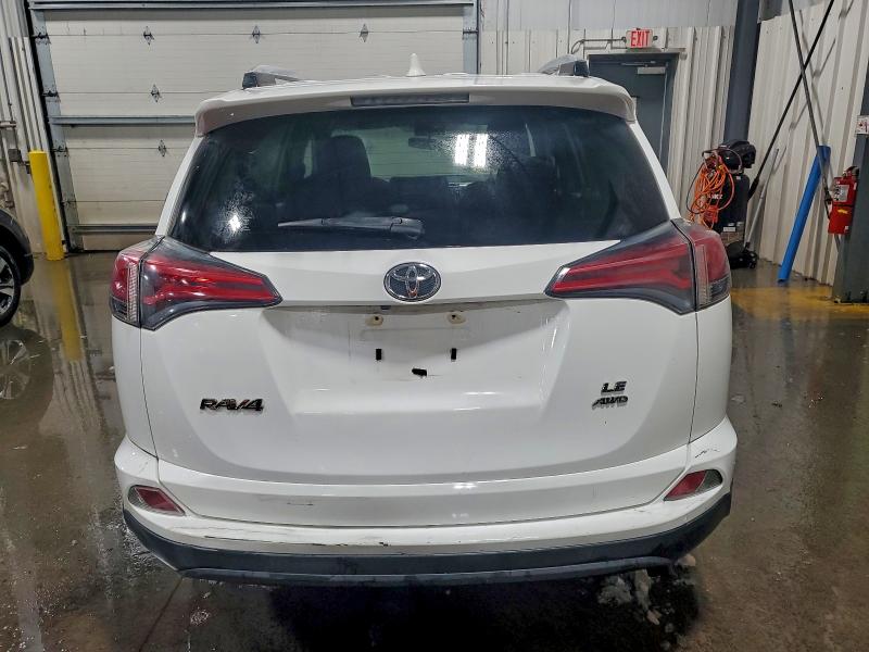 Photo 6 from auction – 2016 TOYOTA RAV4 LE with VIN JTMBFREV8GJ100870