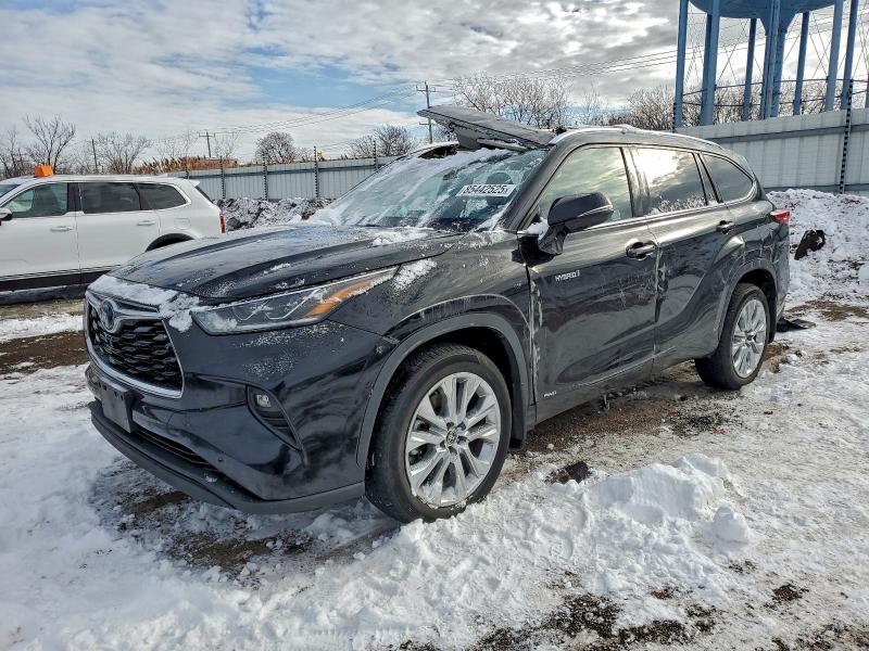 TOYOTA HIGHLANDER 2020 with VIN 5TDXBRCH3LS010649 - Photo from auction