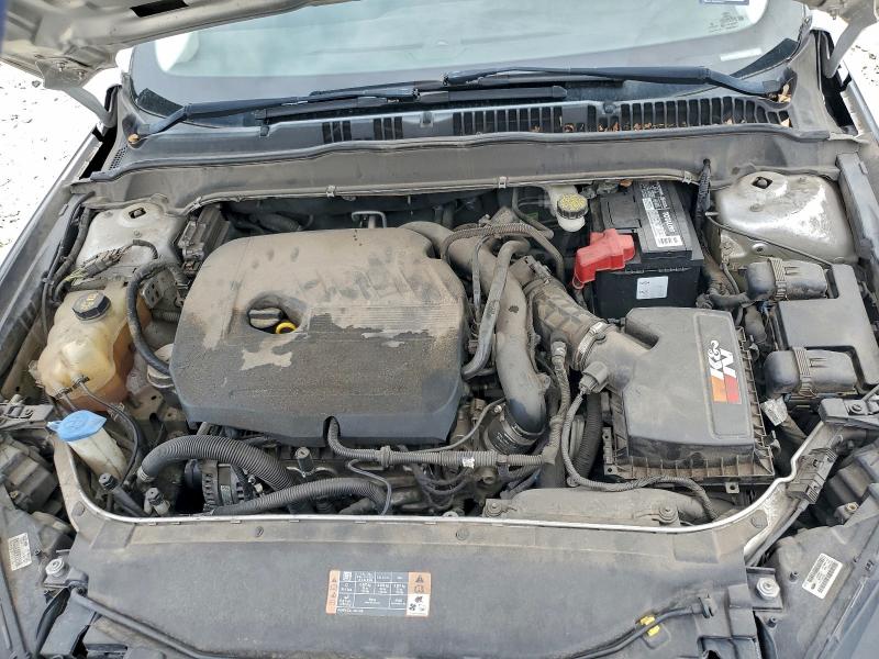 Photo 11 from auction – 2016 FORD FUSION SE with VIN 3FA6P0HD1GR152060