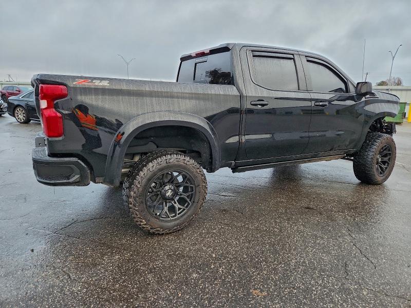 Photo 3 from auction – 2025 CHEVROLET SILVERADO with VIN 1GCUKEE87SZ153688