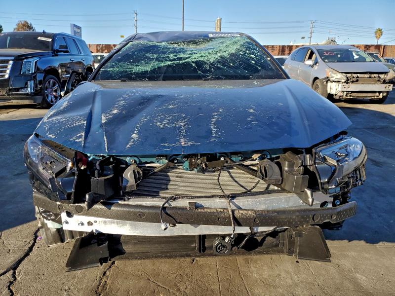Photo 5 from auction – 2025 TOYOTA CAMRY XSE with VIN 4T1DAACK4SU646828