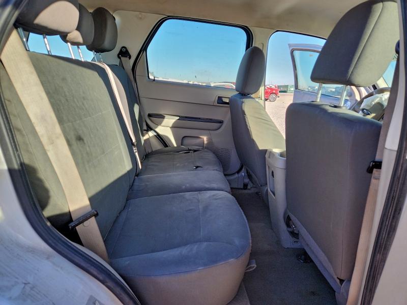 Photo 11 from auction – 2012 FORD ESCAPE XLS with VIN 1FMCU0C75CKC81680