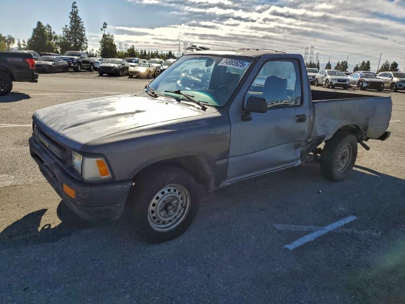 Photo 1 from auction – 1991 TOYOTA PICK UP with VIN JT4RN81A9M0081794