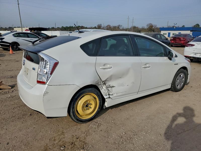 Photo 3 from auction – 2010 TOYOTA PRIUS with VIN JTDKN3DU7A0028159