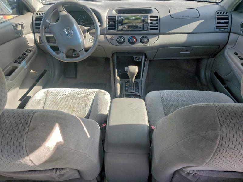 Photo 8 from auction – 2004 TOYOTA CAMRY LE with VIN 4T1BE32K44U352566