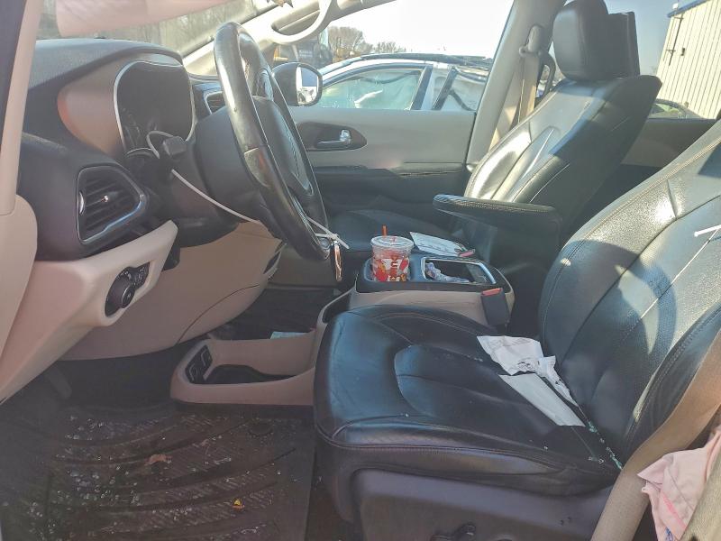 Photo 7 from auction – 2017 CHRYSLER PACIFICA T with VIN 2C4RC1EG4HR531360