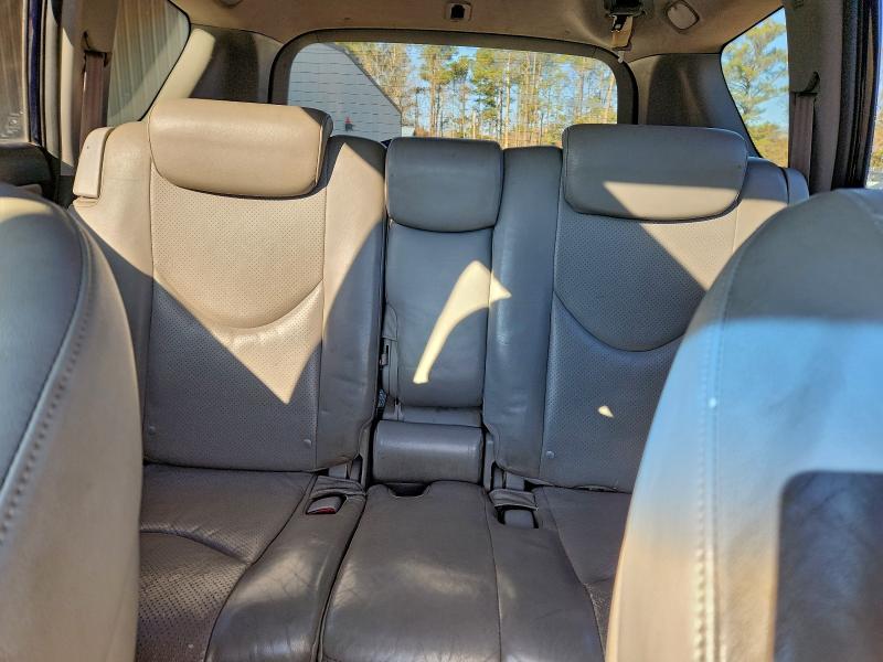 Photo 10 from auction – 2007 TOYOTA RAV4 LIMIT with VIN JTMBK31V976015506