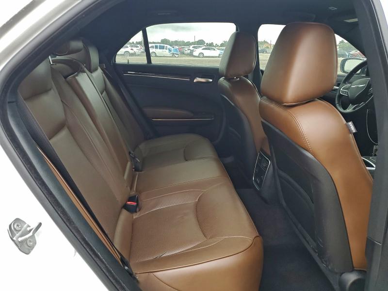Photo 10 from auction – 2019 CHRYSLER 300 LIMITE with VIN 2C3CCAEG3KH505582