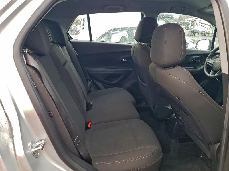 Photo 10 from auction – 2020 CHEVROLET TRAX LS with VIN KL7CJNSBXLB324312
